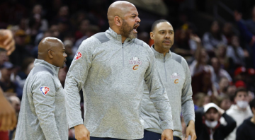 Cleveland Cavaliers coach Bickerstaff fined $20K by NBA after ejection