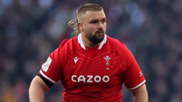 Six Nations 2022: Wales warned about picking Tomas Francis against France