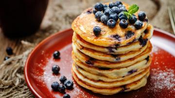 Here's Exactly When to Add Blueberries to Pancakes