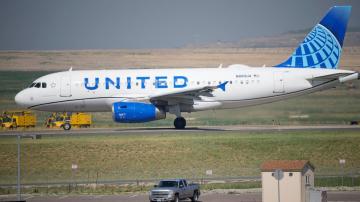 United Airlines to bring back workers idled over vaccination