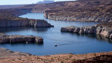 Lake Powell hits historic low, raising hydropower concerns