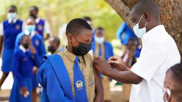 Zimbabwe renews COVID vaccination drive, targets schoolkids