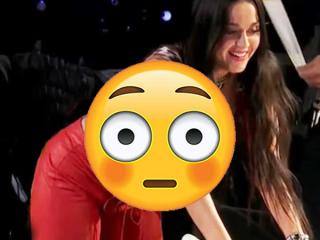 Katy Perry rips her pants open on American Idol and the memes rip her a new one