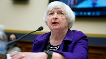 Yellen calls for crypto regulation to reduce risks, fraud