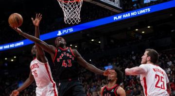 Pascal Siakam has 29 points and 10 rebounds, Raptors rally to beat Rockets