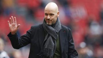 Erik ten Hag: Man Utd on brink of appointing Ajax boss