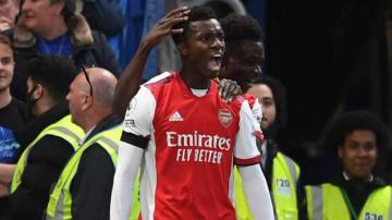 Chelsea 2-4 Arsenal: Eddie Nketiah scores twice in win for Gunners