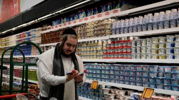 Inflation drives up Passover food prices for US Jews