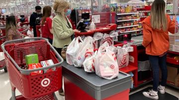 US consumers still confident in April, but slightly less so
