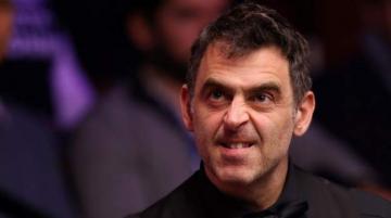 World Snooker Championship 2022: Ronnie O'Sullivan extends quarter-final advantage