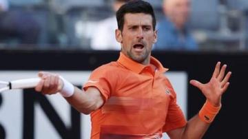 Italian Open: Novak Djokovic beats Stan Wawrinka in Rome