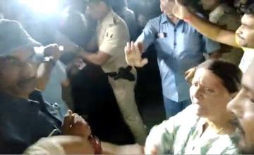 Watch: Lalu Yadav Wife Rabri Devi Smacks Supporter Heckling CBI Officers