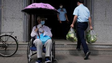 Shanghai moves toward ending 2-month COVID-19 lockdown
