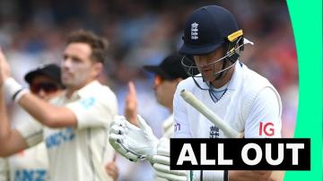 England v New Zealand: Tame England lose final three wickets for 25 runs