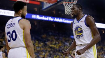 Is Durant disrespecting Curry and Warriors with social media comments? | Raptors Show