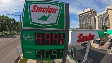 Gas prices rising toward $5 a gallon in US; record in UK