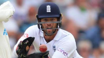England v New Zealand: Ben Foakes out of third Test after testing positive for Covid-19