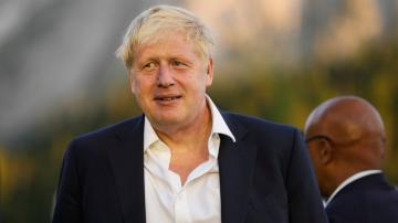Johnson's move to rewrite Brexit rules clears 1st hurdle
