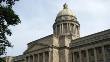 Judge temporarily blocks Kentucky’s near-total abortion ban