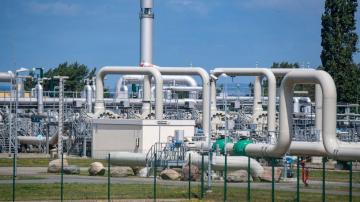 Regulator urges Germans to prepare for possible gas shortage