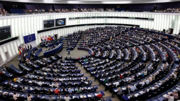 EU lawmakers back gas, nuclear energy as sustainable