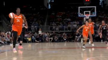 Sylvia Fowles throws down the dunk in her final WNBA All-Star Game