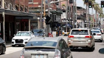 US roads are becoming more deadly for pedestrians: Report