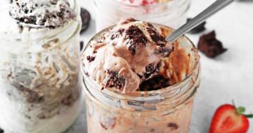 This No-Churn, Mason-Jar Ice Cream Comes Together in Just 5 Minutes