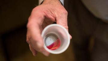 Relaxed methadone rules appear safe, researchers find