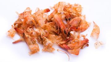 How to Eat Shrimp Tails and Heads (and Why You Should)