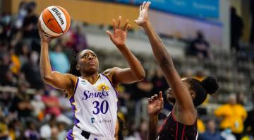 WNBA Roundup: Ogwumike sisters lead Sparks past Dream