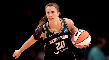 WNBA Roundup: Ionescu’s clutch play lifts Liberty to win over Sky