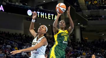 WNBA Roundup: Charles tops 7,000 career points, Storm beat Dream