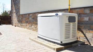 This Is the Difference Between a Generator and a Backup Battery for Your Home