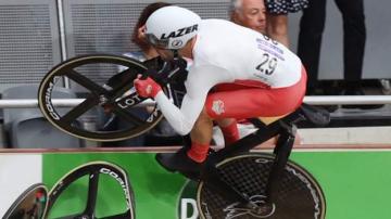 Commonwealth Games: England cyclist Matt Walls and spectators injured in horrifying crash
