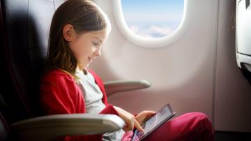 How to Prepare Your Kid to Fly Alone for the First Time