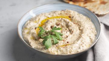 Eat This Ultra-Creamy Baba Ganoush Dip With Everything