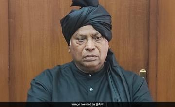 Mallikarjun Kharge's Protest Against Rising Prices - Black Turban And Kurta