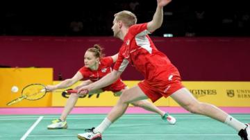 Commonwealth Games: Marcus Ellis and Lauren Smith take badminton mixed doubles silver