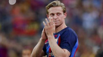 Frenkie de Jong: Barcelona midfielder 'wants to stay' says club president Laporta