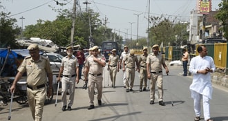 Cops Click Pics Of Delhi Violence Accused To Match Them With CCTV Footage