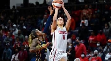 Delle Donne scores 24, Mystics stay in race for No. 4 seed