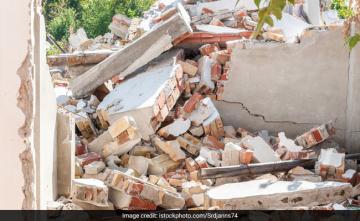 1 Killed As Shuttering Of Under-Construction Building Collapses In UP