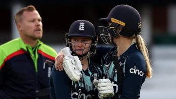 England v India: Mankad debate continues as Heather Knight denies Charlie Dean was warned