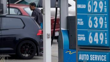 Newsom relaxes refinery rules as California gas prices soar