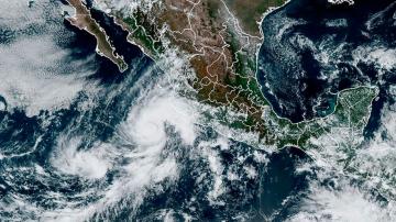 Hurricane Orlene heads for Mexico's former prison islands