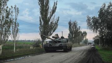 Ukraine presses counteroffensive after Russian setback