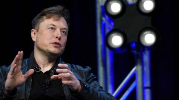 Elon Musk accuses Twitter of refusing renewed offer