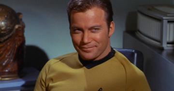 William Shatner sh*t himself on stage (5 GIFs)