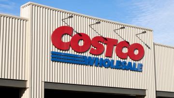 Don't Eat This Chicken From Costco That Might Contain Hard Pieces of Plastic